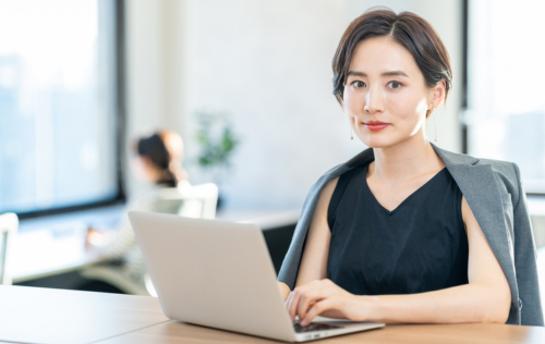 タレントパレットの運用支援について語るEXCEL女子の女性社員
