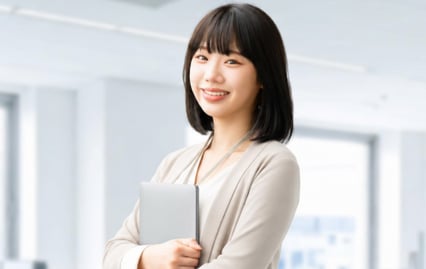 セルフの運用支援について語るEXCEL女子の女性社員