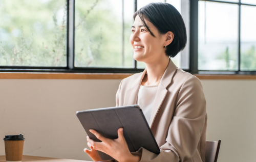 Excelマクロによる実績集計の標準化について語るEXCEL女子の女性社員